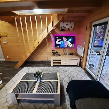 Brand New Chalet Inside Beautiful Nature Διαμέρισμα Košická Belá
