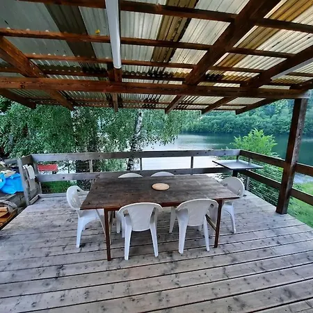 Διαμέρισμα Brand New Chalet Inside Beautiful Nature